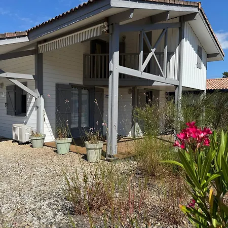 Maison De Famille, Detente &