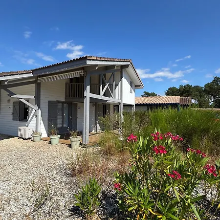 Maison De Famille, Detente &